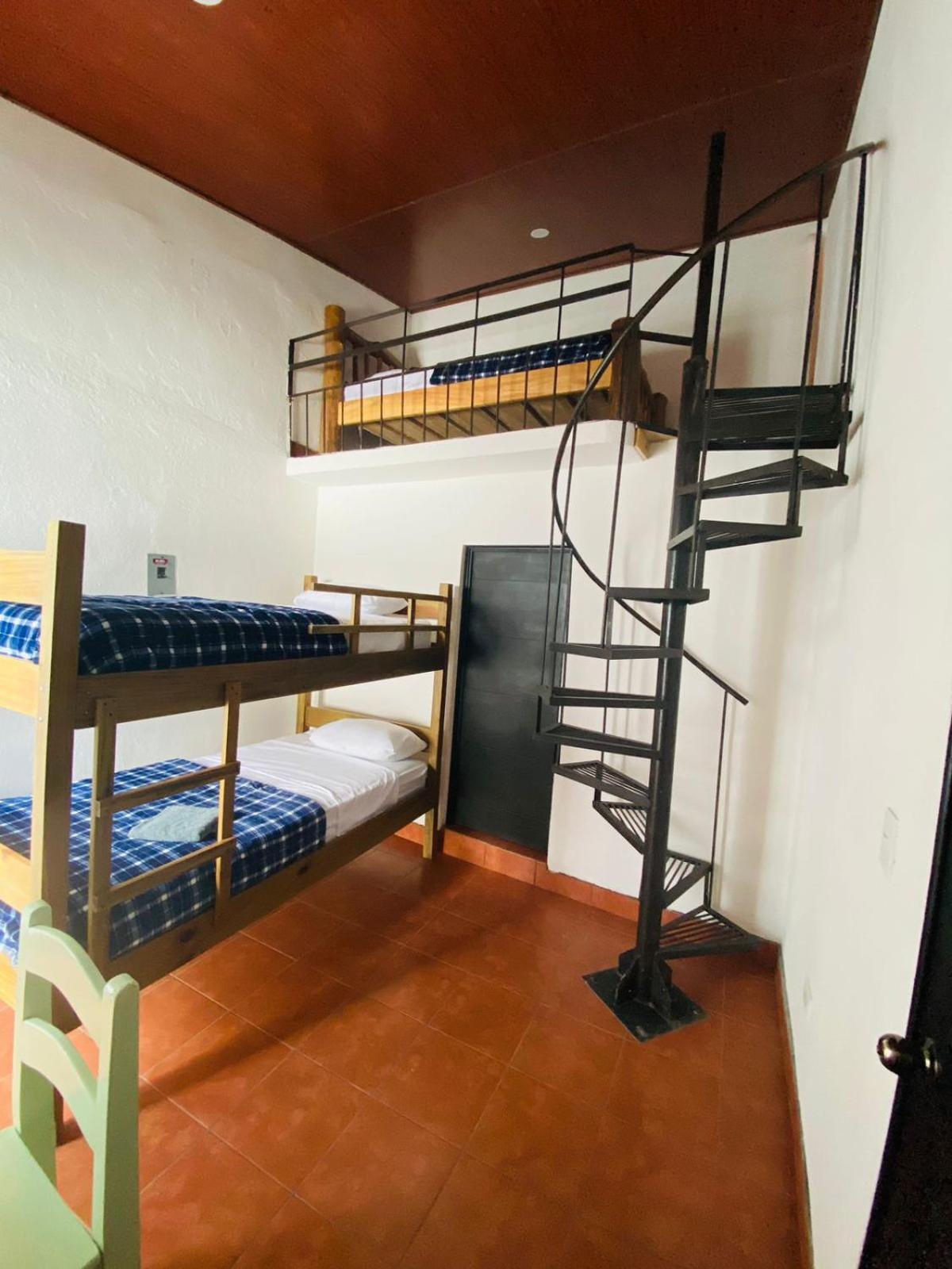 Hostal 17-52 Guatemala City Ngoại thất bức ảnh