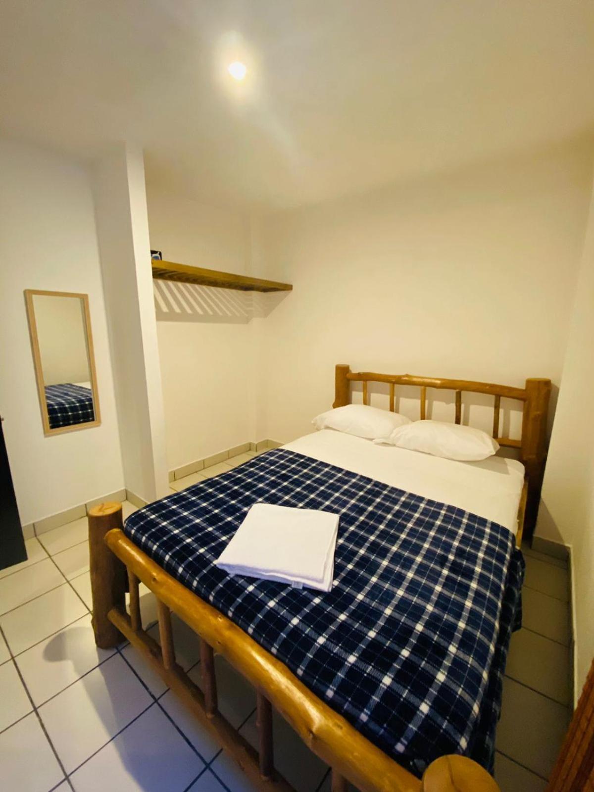 Hostal 17-52 Guatemala City Ngoại thất bức ảnh