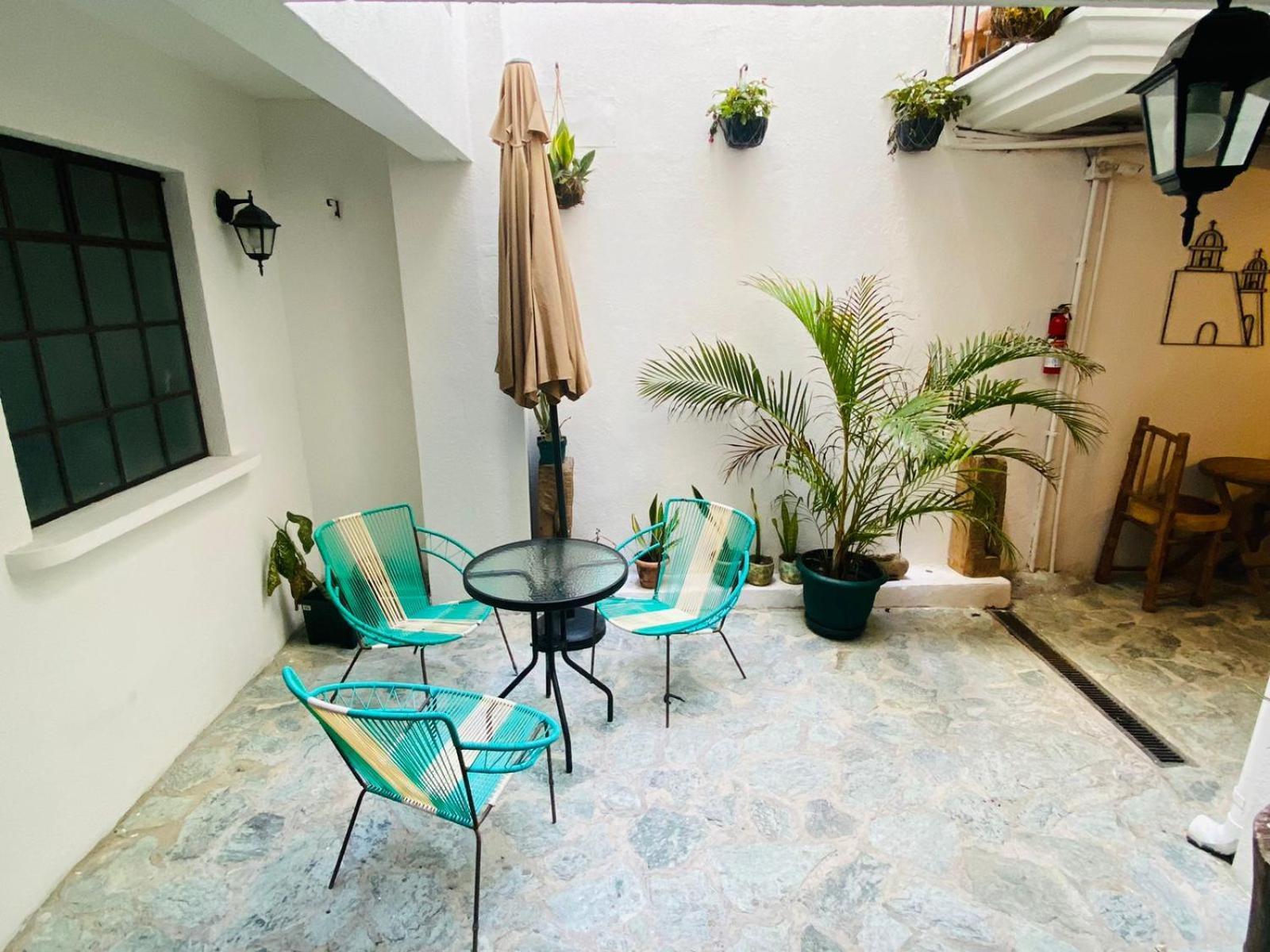Hostal 17-52 Guatemala City Ngoại thất bức ảnh