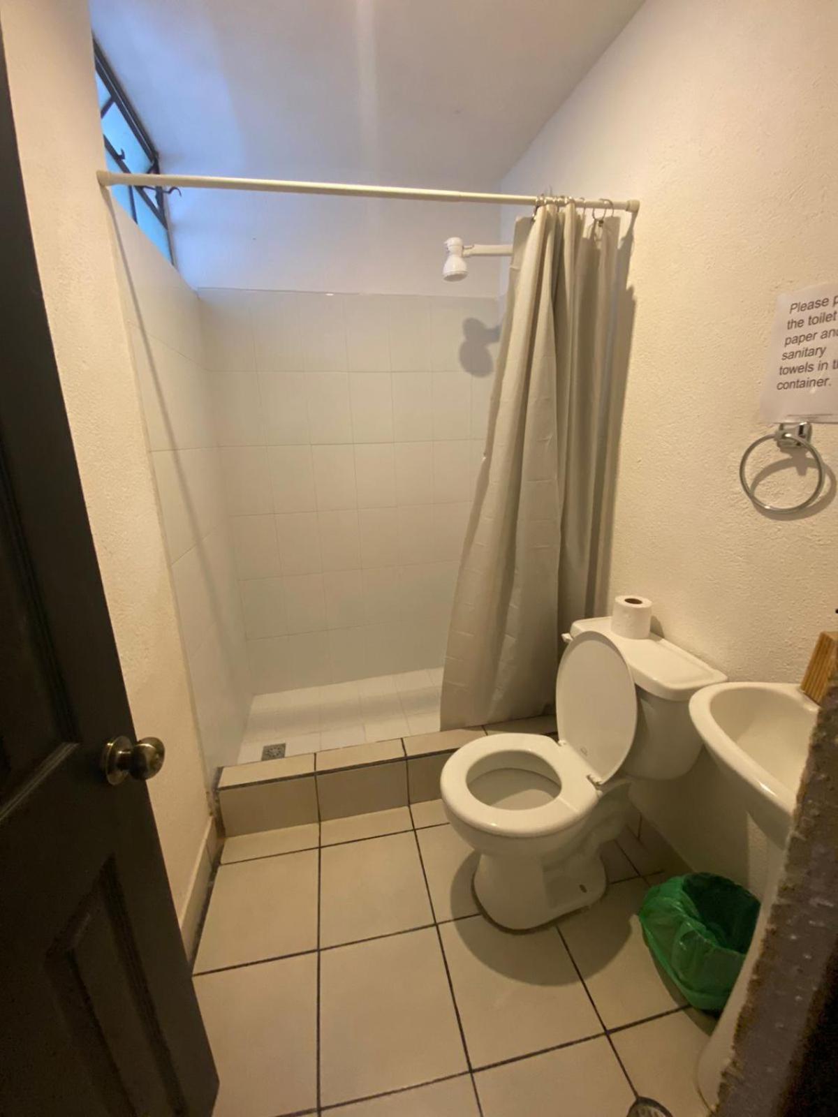 Hostal 17-52 Guatemala City Ngoại thất bức ảnh
