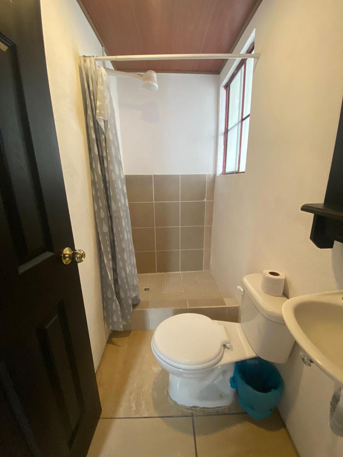 Hostal 17-52 Guatemala City Ngoại thất bức ảnh