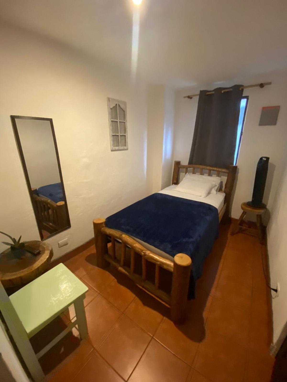 Hostal 17-52 Guatemala City Ngoại thất bức ảnh