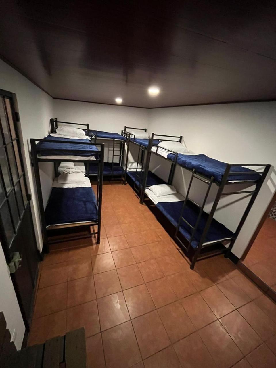 Hostal 17-52 Guatemala City Ngoại thất bức ảnh